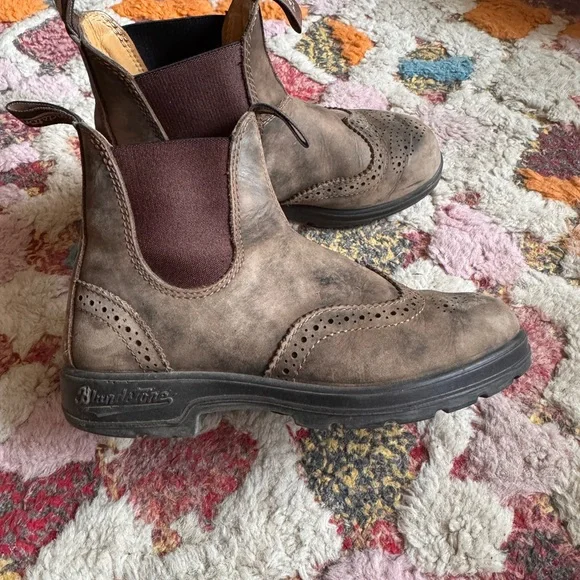 Blundstone Brown Boots - Picture 2 of 10